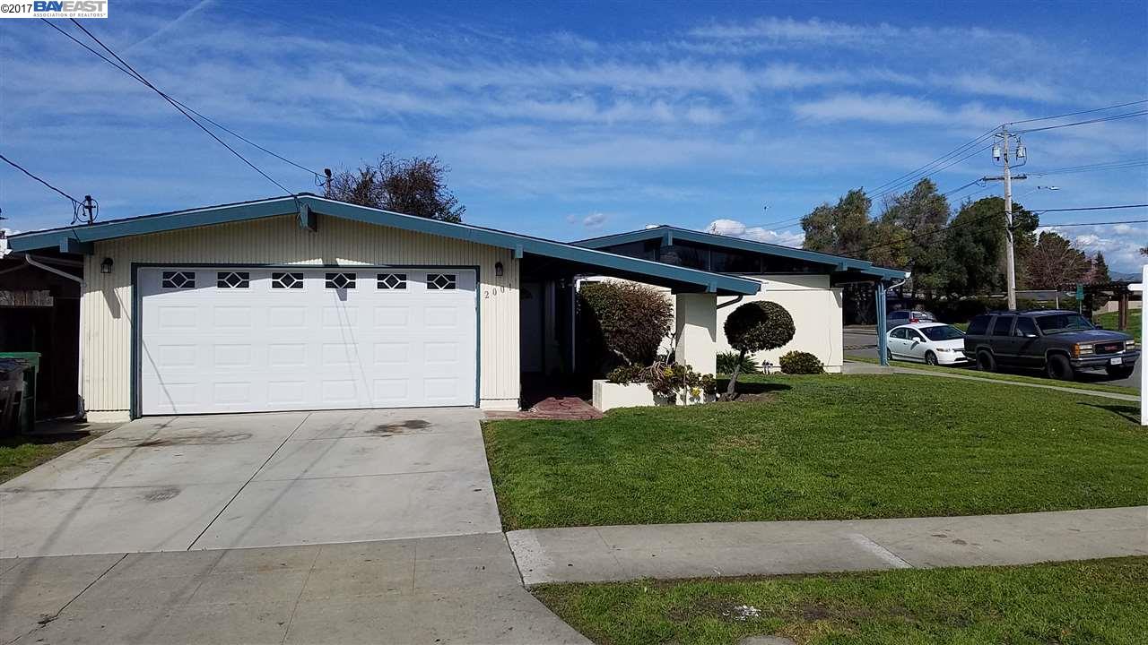 2001 Chiplay Ct Hayward Ca 94545 615 000 Www Eastbayhomefinder
