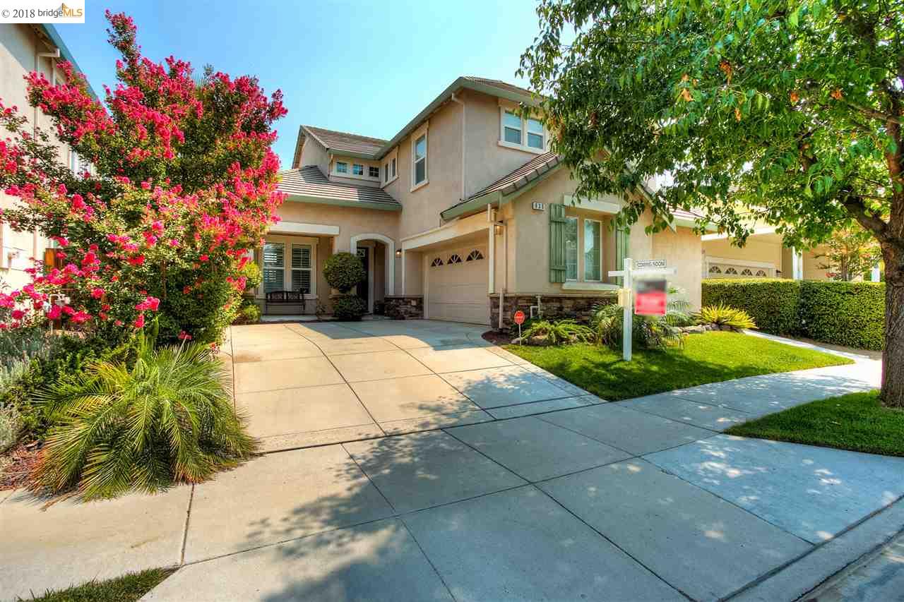 Mls 40835462 595 000 Www Johngiggy Com 936 Snapdragon Ct