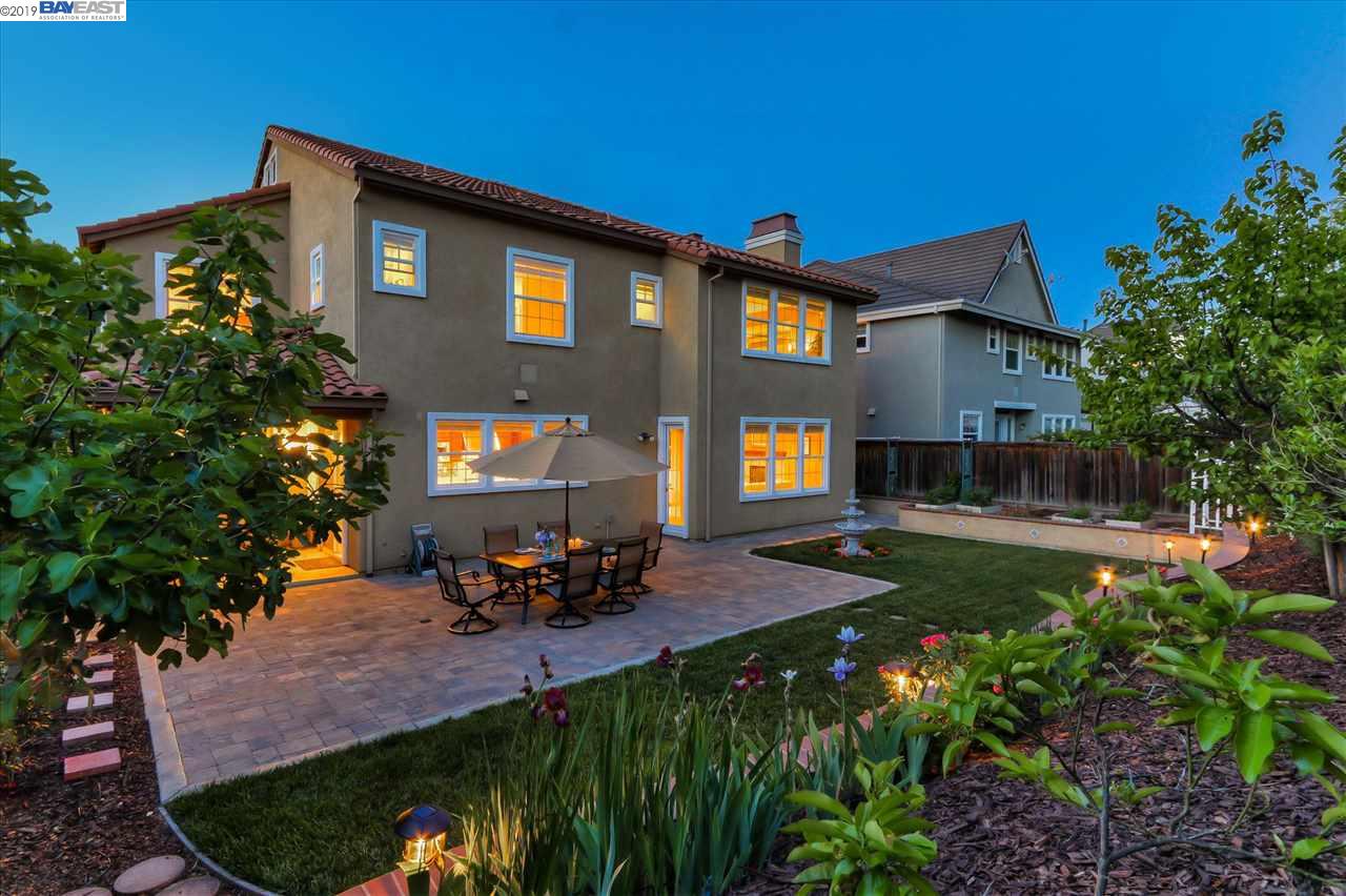 5782 Wells Ln San Ramon Ca 94582 1 588 000 Www Nazzishishido