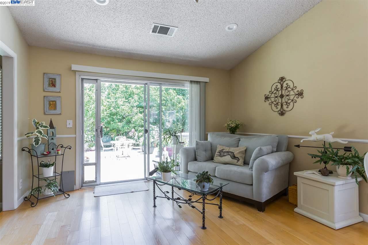 4838 Andrea Ct Livermore Ca 94550 7200 889 950 Www Fnrepm Com Mls 40869935 Spacious living room, separate dr, eat in kitchen with step down family room with fireplace. first national real estate