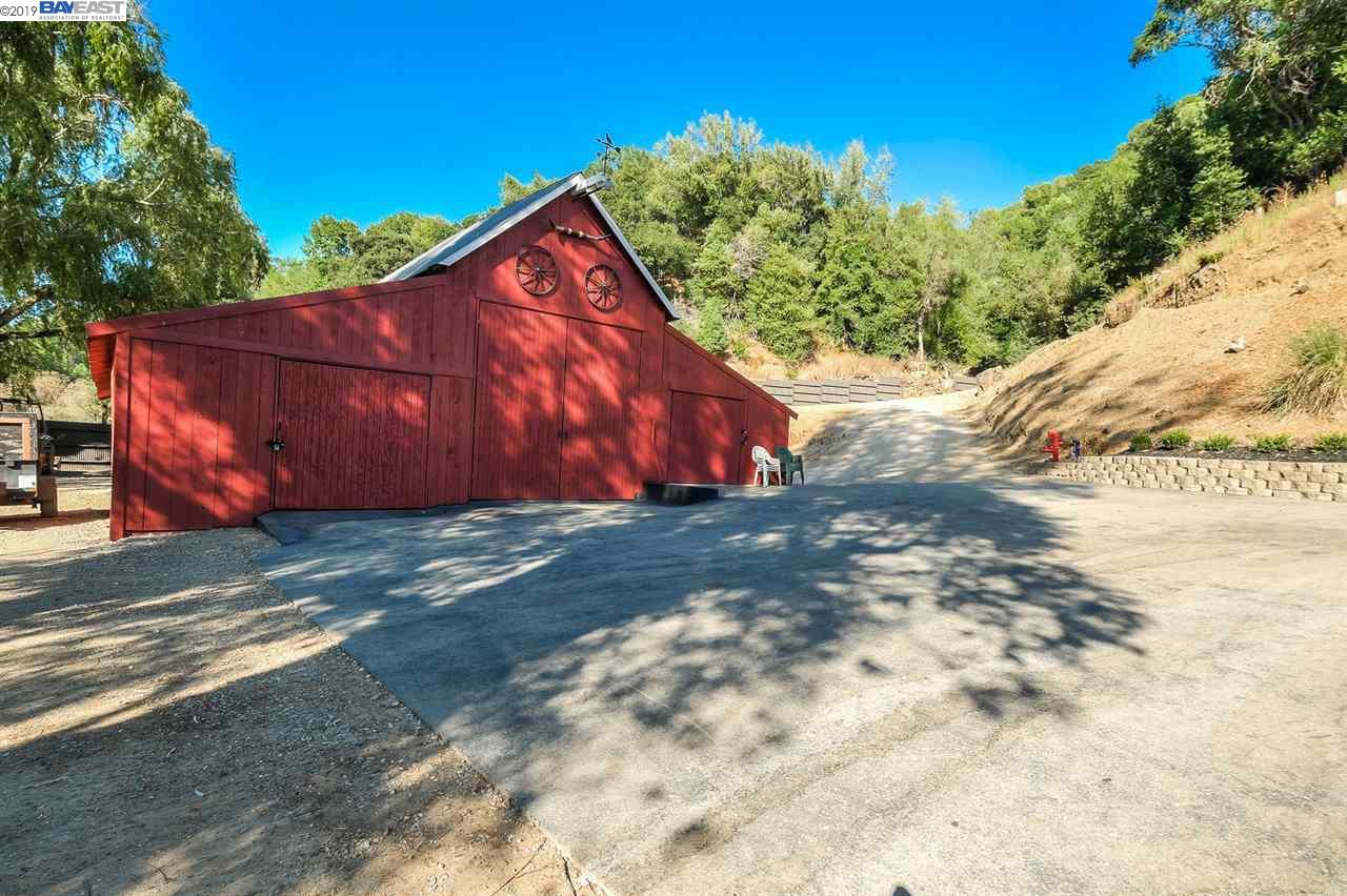 18208 Cull Canyon Rd Castro Valley Ca 94552 1 274 800 Www Fnrepm Com Mls 40880324